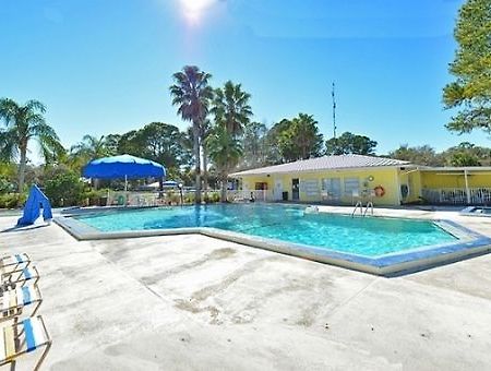 Crystal Isles Rv Resort คริสตัลริเวอร์ ภายนอก รูปภาพ